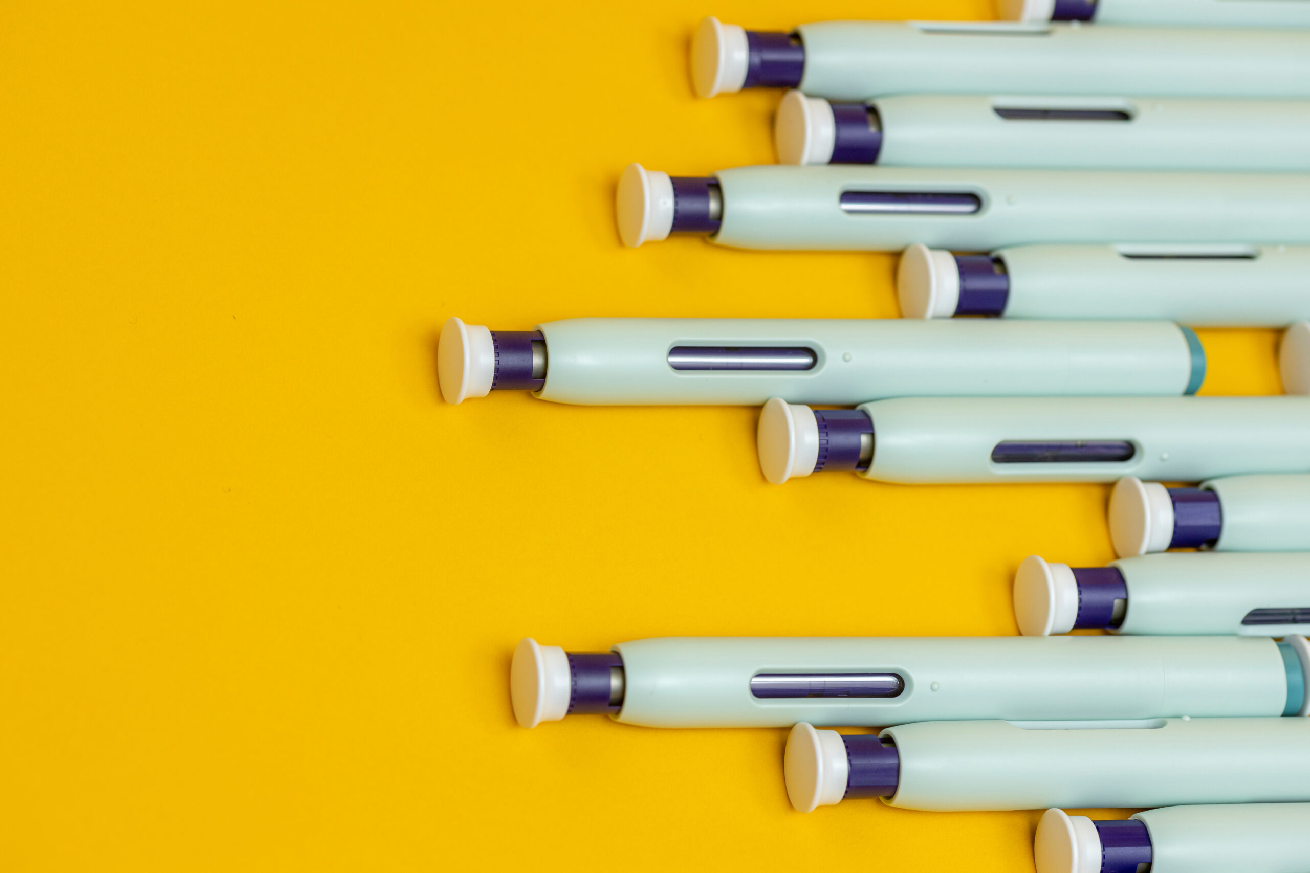 Self applicant syringe pens