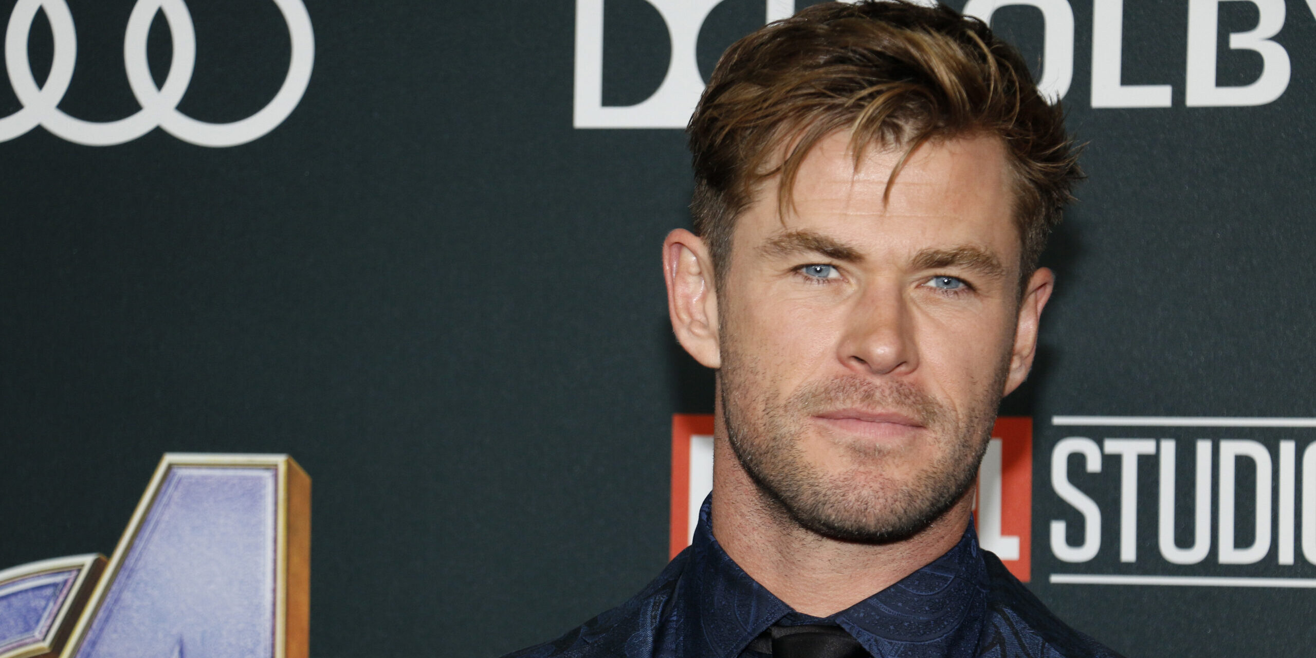 Chris Hemsworth red carpet