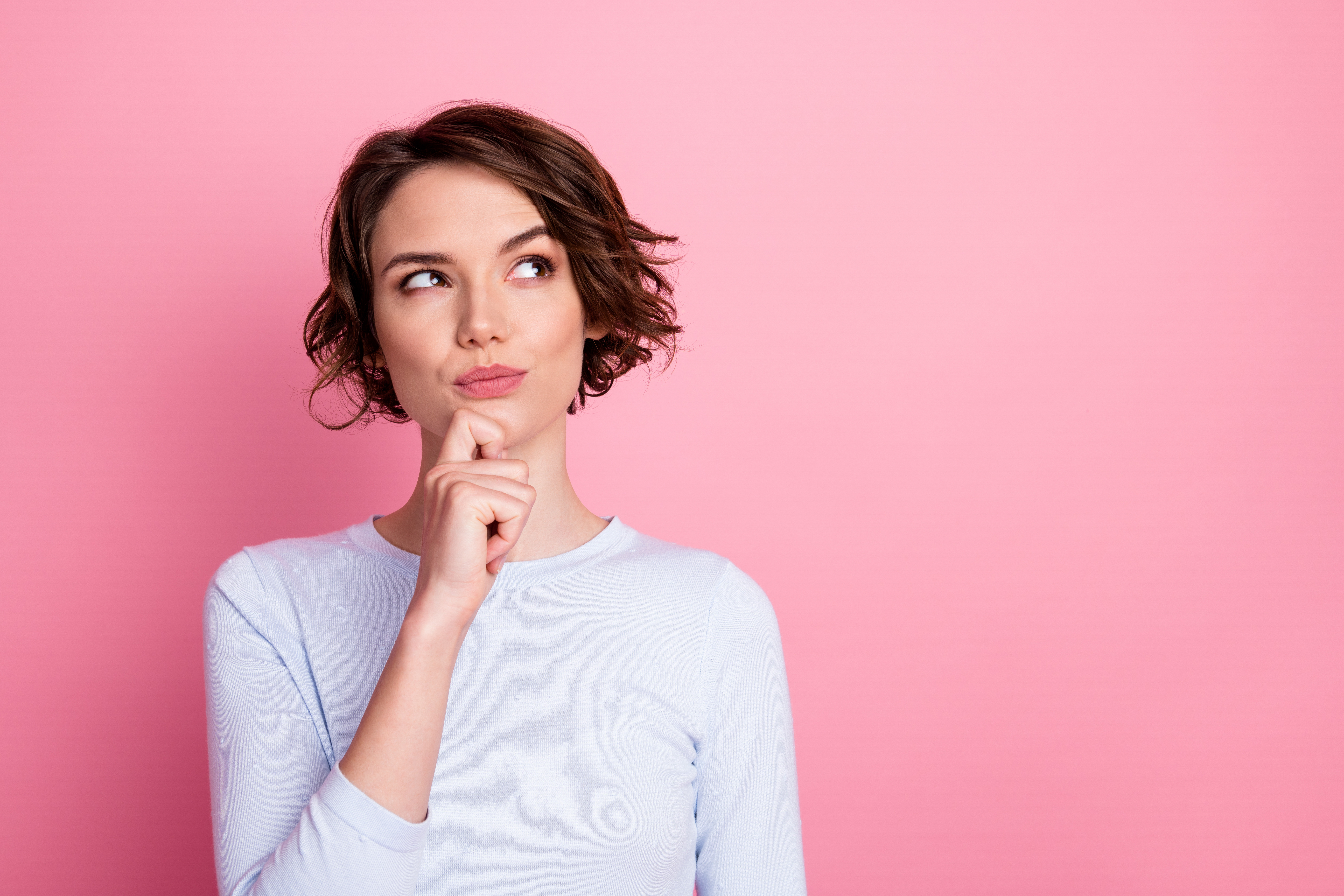 Women wondering if she should tale Compounded Tirzepatide Risks if she should