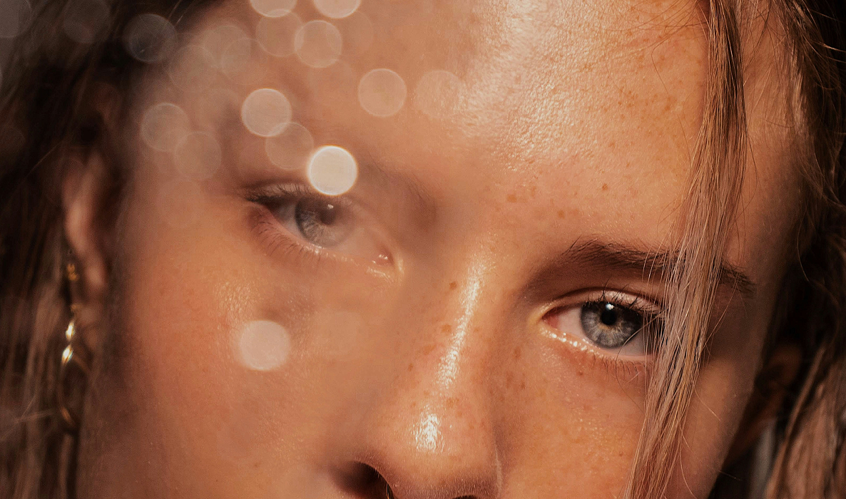 Holiday Hormone Harmony: How Connection, Sleep, and Nutrition Work Together